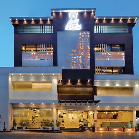 Hotel Novark Munnar Kallar Vattiyar エクステリア 写真