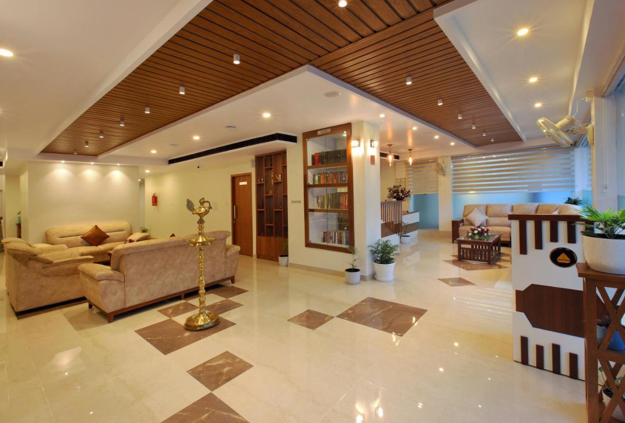 Hotel Novark Munnar Kallar Vattiyar エクステリア 写真