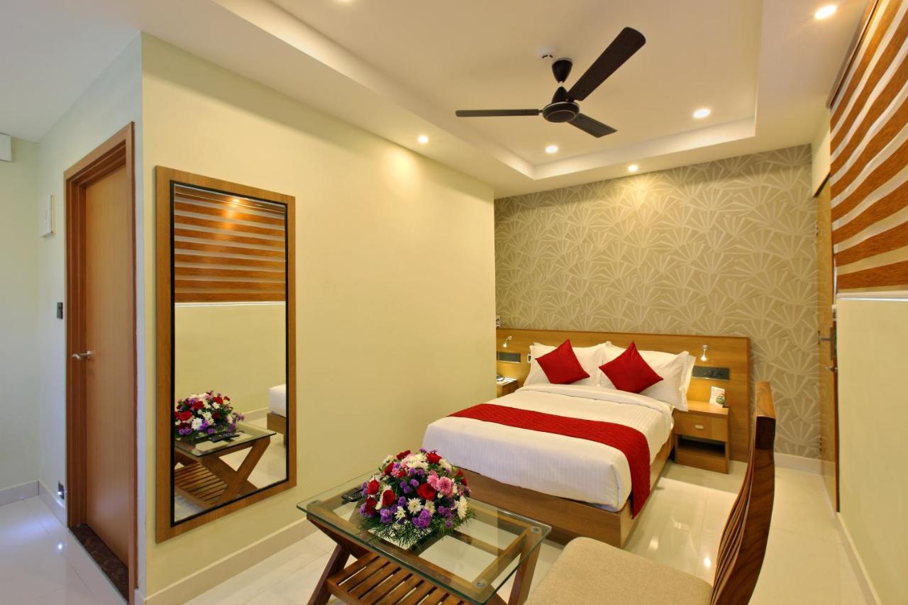 Hotel Novark Munnar Kallar Vattiyar エクステリア 写真