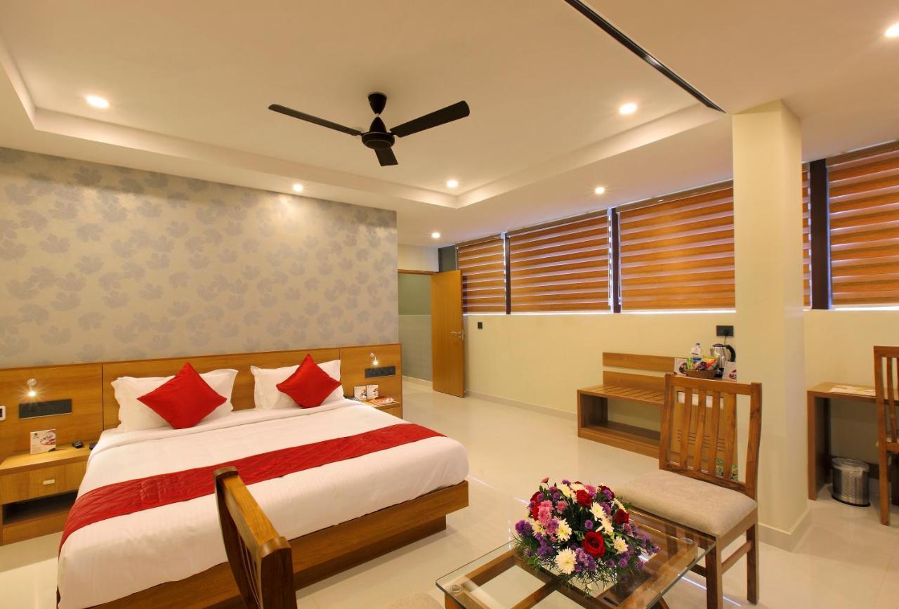 Hotel Novark Munnar Kallar Vattiyar エクステリア 写真